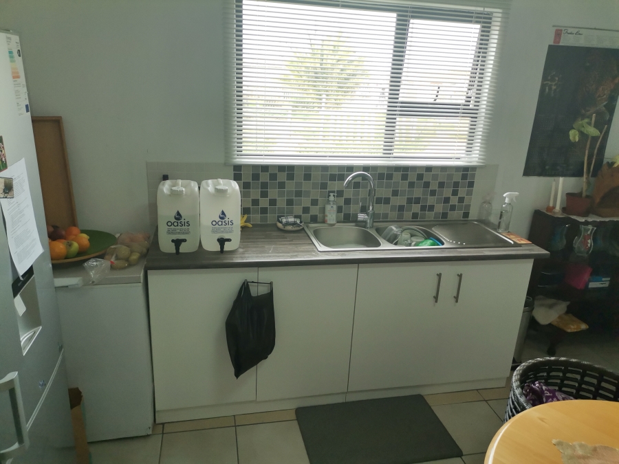 3 Bedroom Property for Sale in Kwanonqaba Western Cape